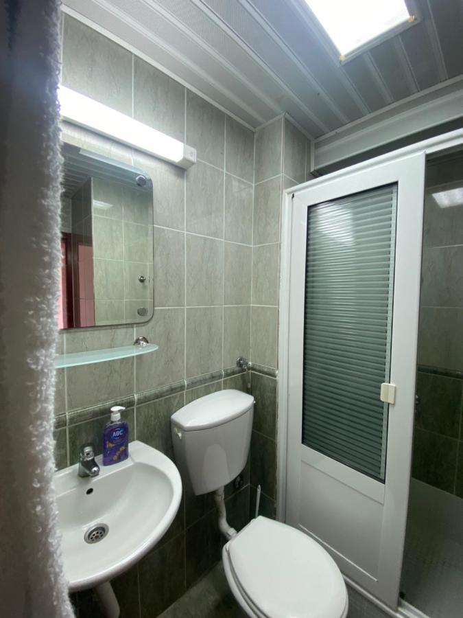 Delux Apartmani Dobra Voda Luaran gambar
